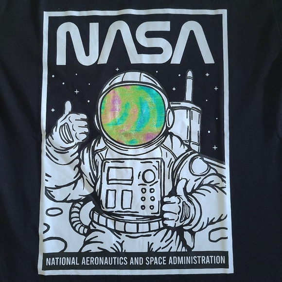✨️HP✨️ Eighty Eight Brand NASA🚀 Graphic Tee👕 - NWOT - Picture 3 of 12